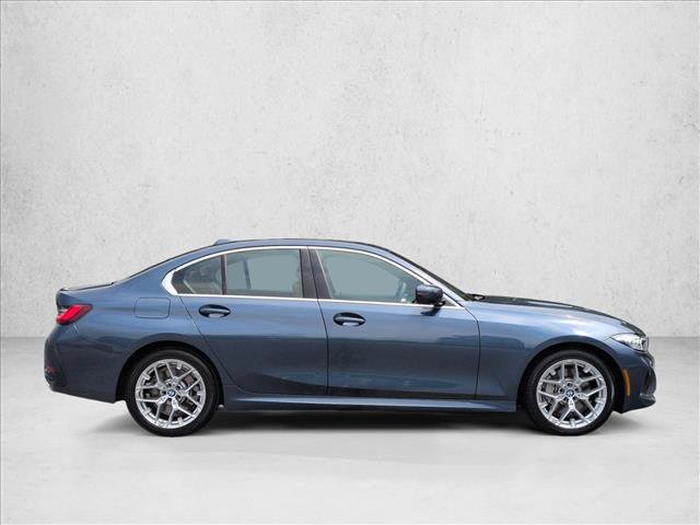 Used 2025 BMW 330i Sedan RWD image 4