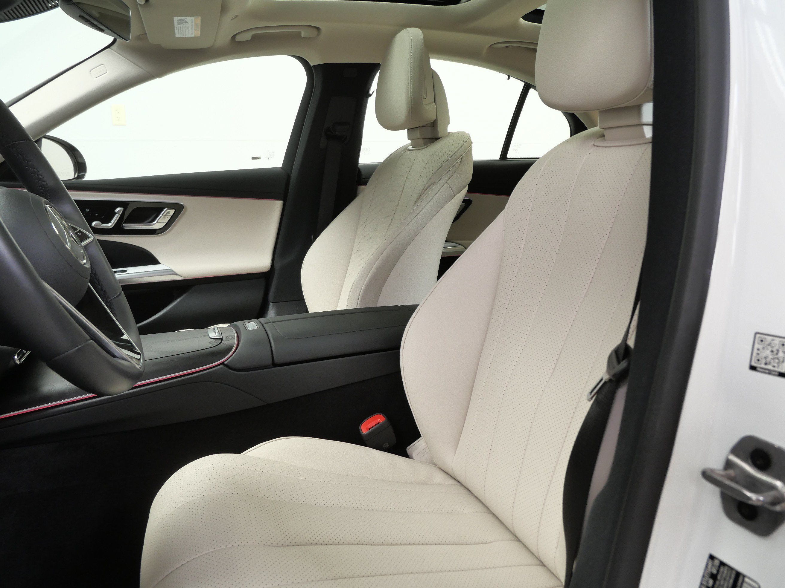 Certified 2026 Mercedes-Benz E 350 4MATIC Sedan image 15