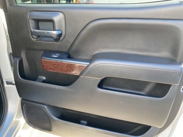 Used 2017 GMC Sierra 2500 SLT w/ Duramax Plus Package image 32