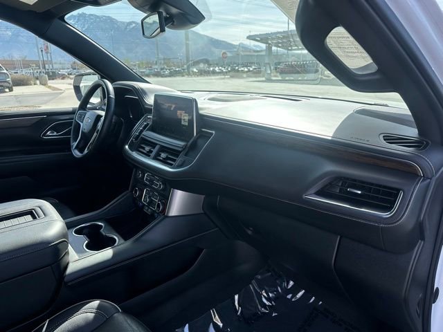 Used 2023 Chevrolet Suburban Premier image 19