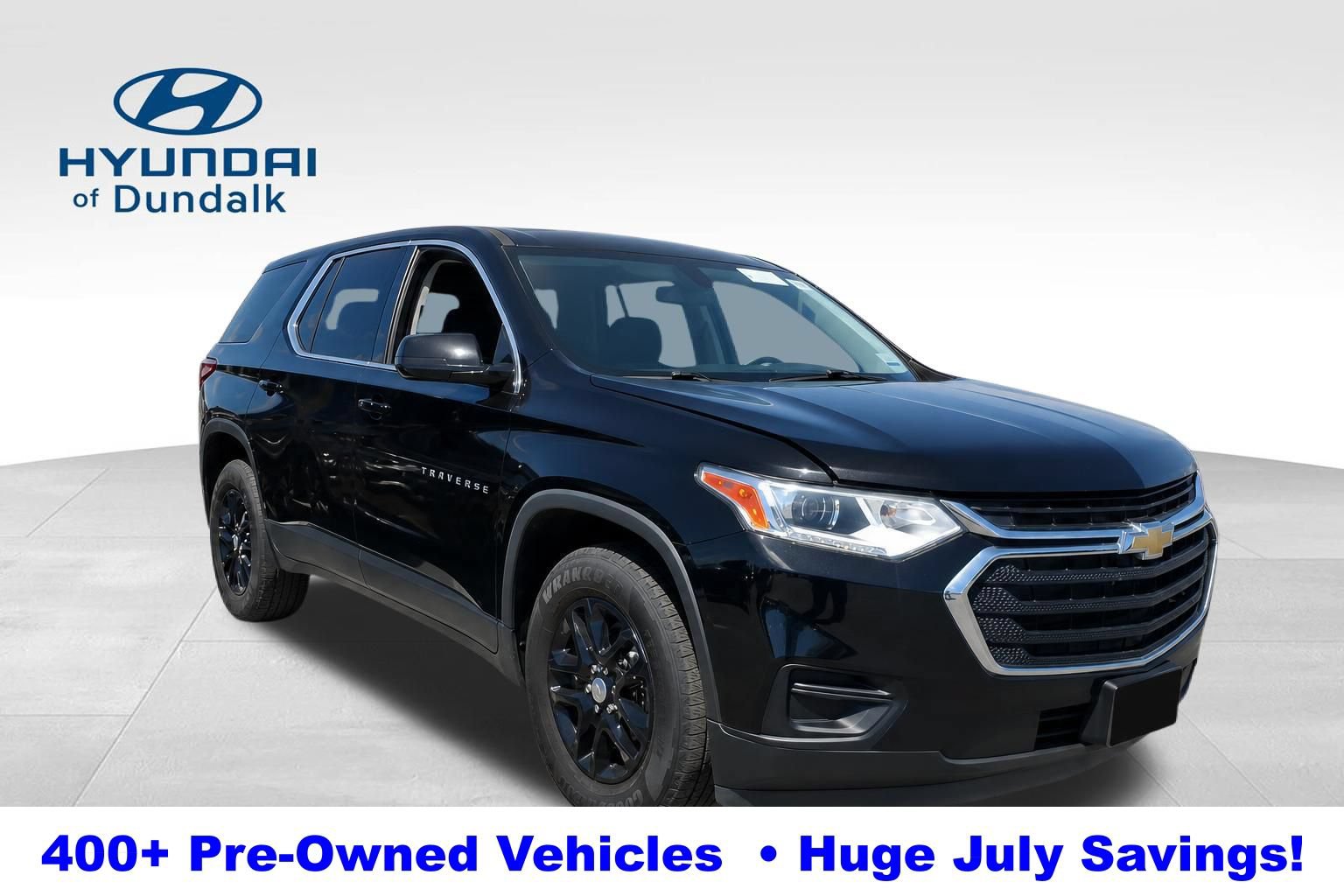 Used 2021 Chevrolet Traverse LS FWD image 1
