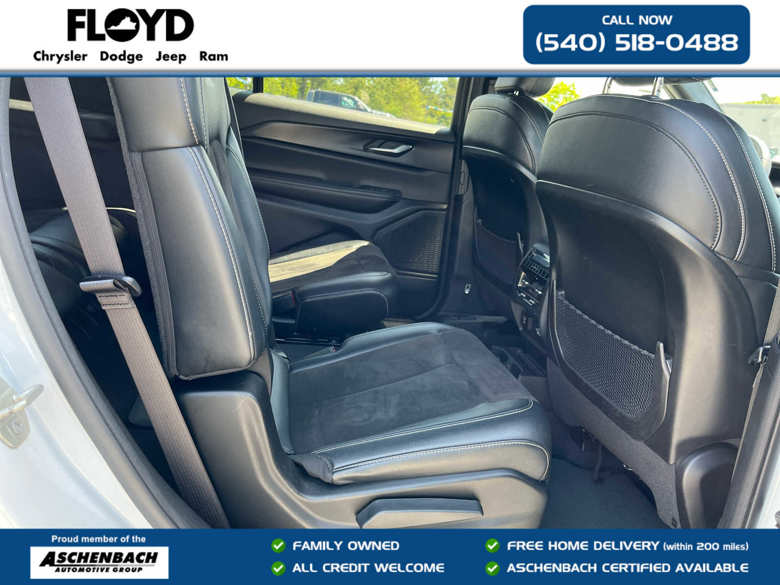 Used 2023 Jeep Grand Cherokee L Laredo AWD/4WD image 30
