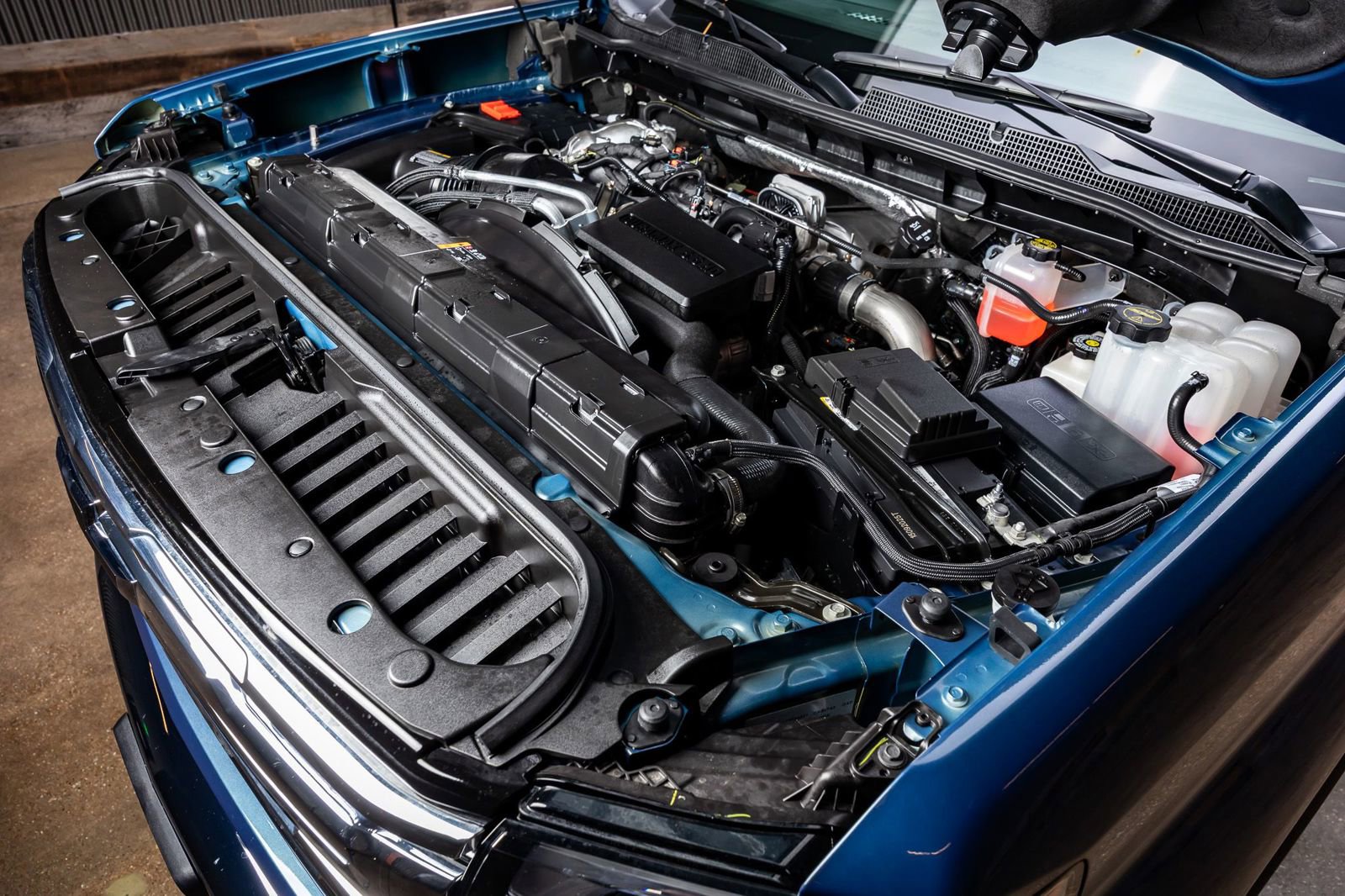 Used 2026 Chevrolet Silverado 3500 LTZ image 38