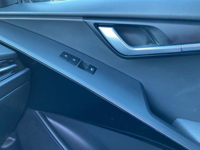 Used 2023 Kia Niro EX Touring image 49