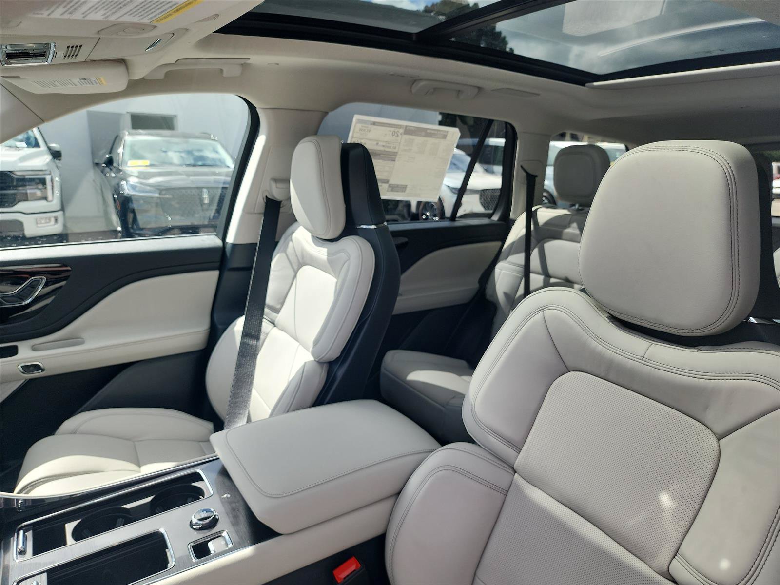 New 2027 Lincoln Aviator Reserve AWD/4WD image 14