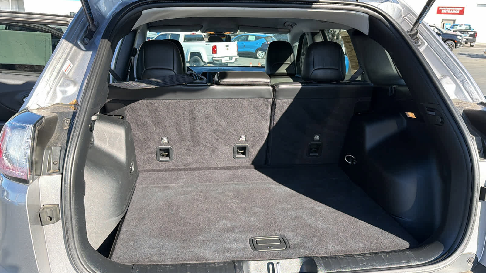 Used 2020 Jeep Cherokee Latitude Plus image 26