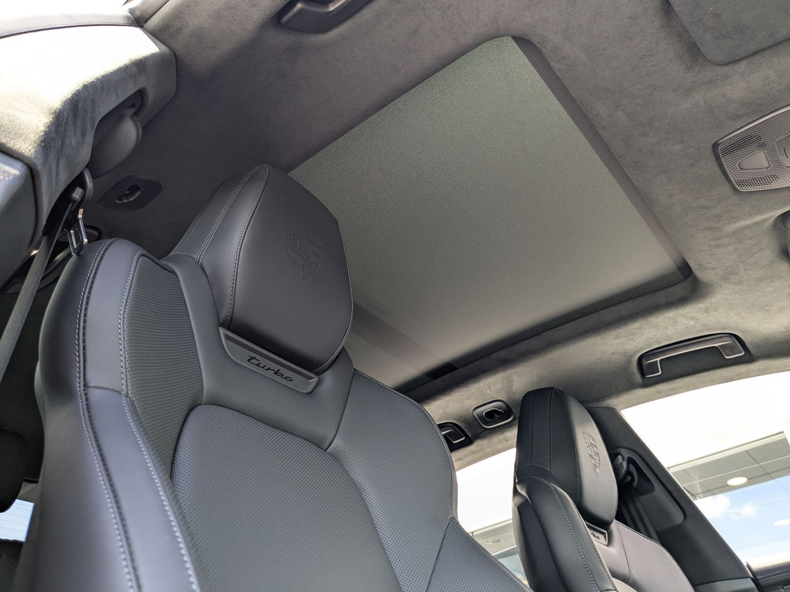 New 2025 Porsche Macan Turbo Electric image 29