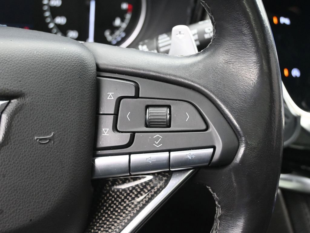 Used 2023 Cadillac XT6 Sport image 13