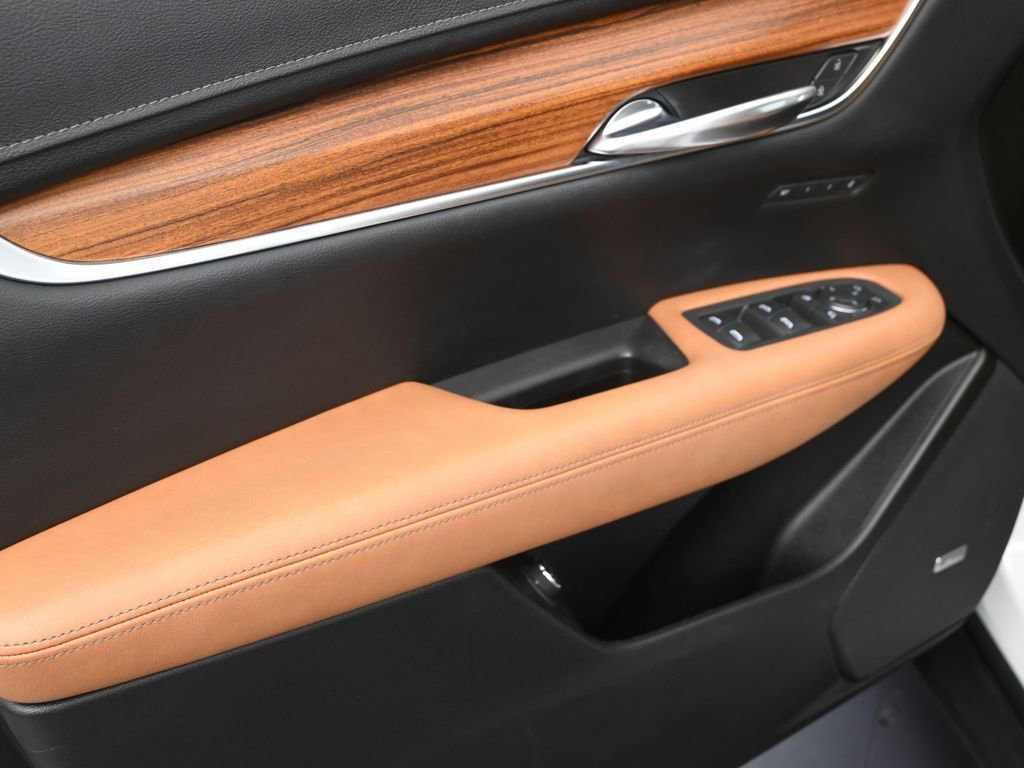 Used 2022 Cadillac XT5 Premium Luxury image 12