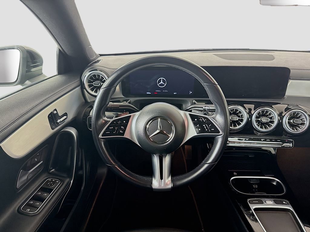 Used 2025 Mercedes-Benz CLA 250 4MATIC image 15