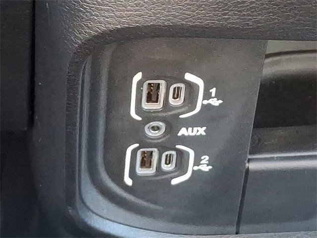 Used 2023 RAM 2500 Tradesman w/ Chrome Appearance Group image 23