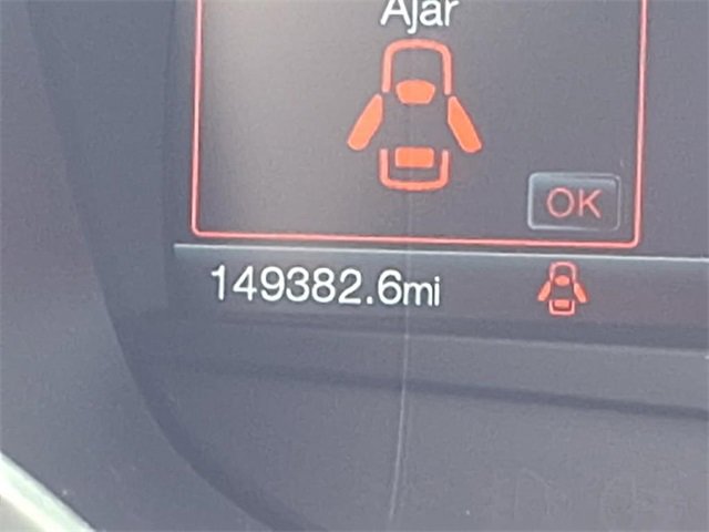 Used 2015 Ford Fusion SE w/ Equipment Group 202A image 12