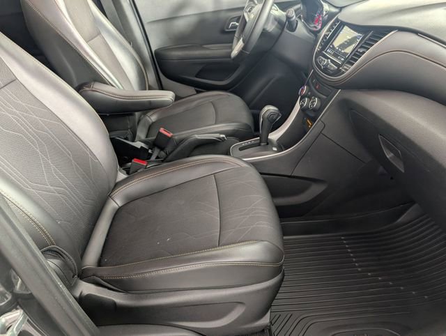 Used 2019 Chevrolet Trax LT w/ LT Convenience Package image 30