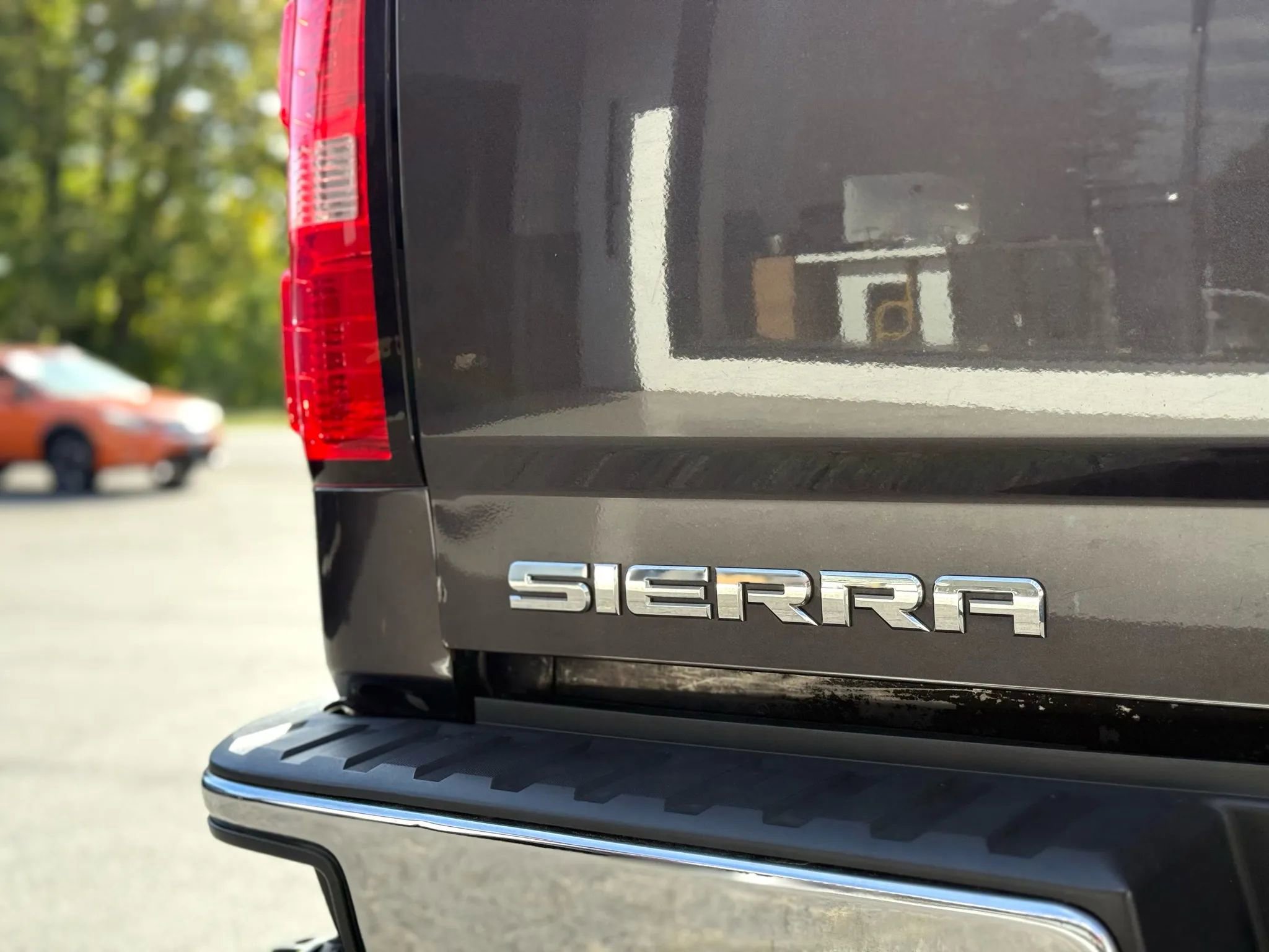 Used 2015 GMC Sierra 1500 SLT AWD/4WD image 34
