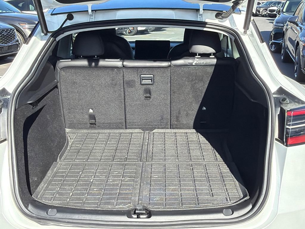 Used 2023 Tesla Model Y Long Range image 19