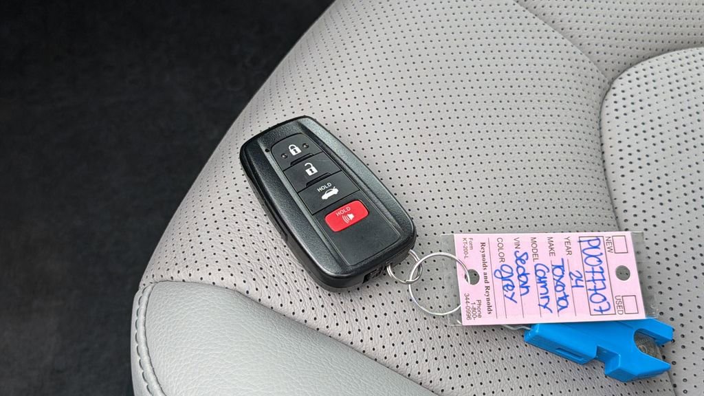 Used 2024 Toyota Camry XSE w/ Navigation Package image 34