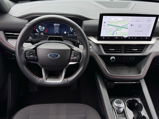 Certified 2025 Ford Explorer ST-Line AWD/4WD image 11