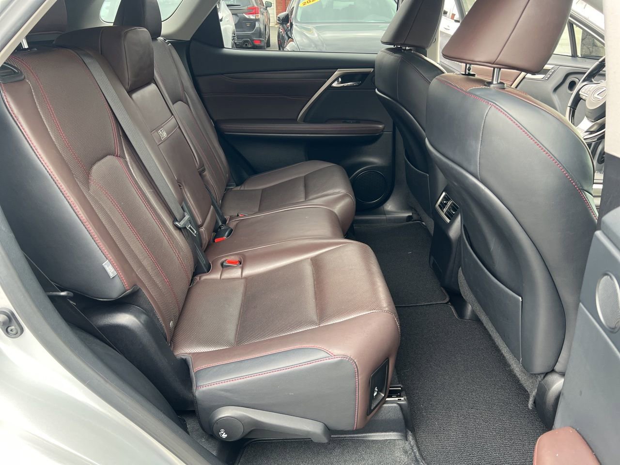 Used 2018 Lexus RX 350L FWD w/ Premium Package image 21