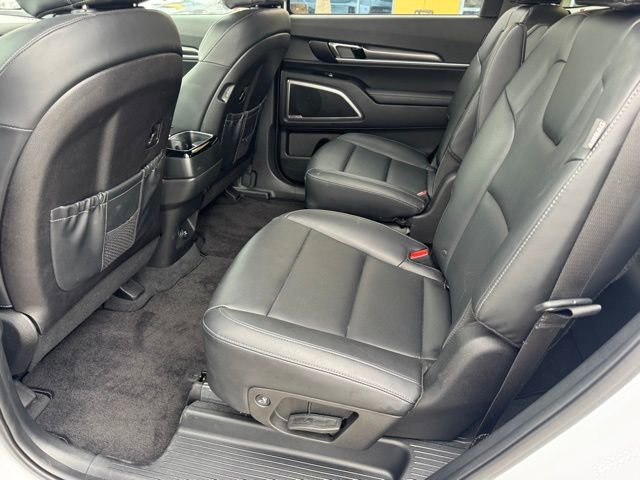 Used 2024 Kia Telluride S image 15