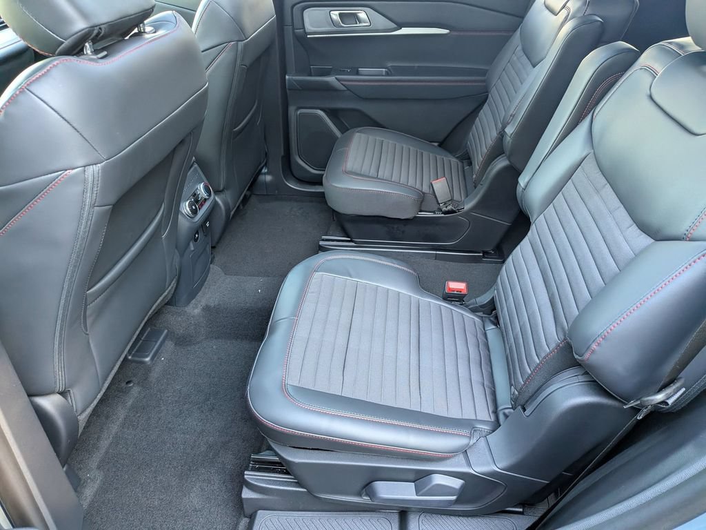 New 2026 Ford Explorer ST-Line w/ ST-Line Street Pack AWD/4WD image 20