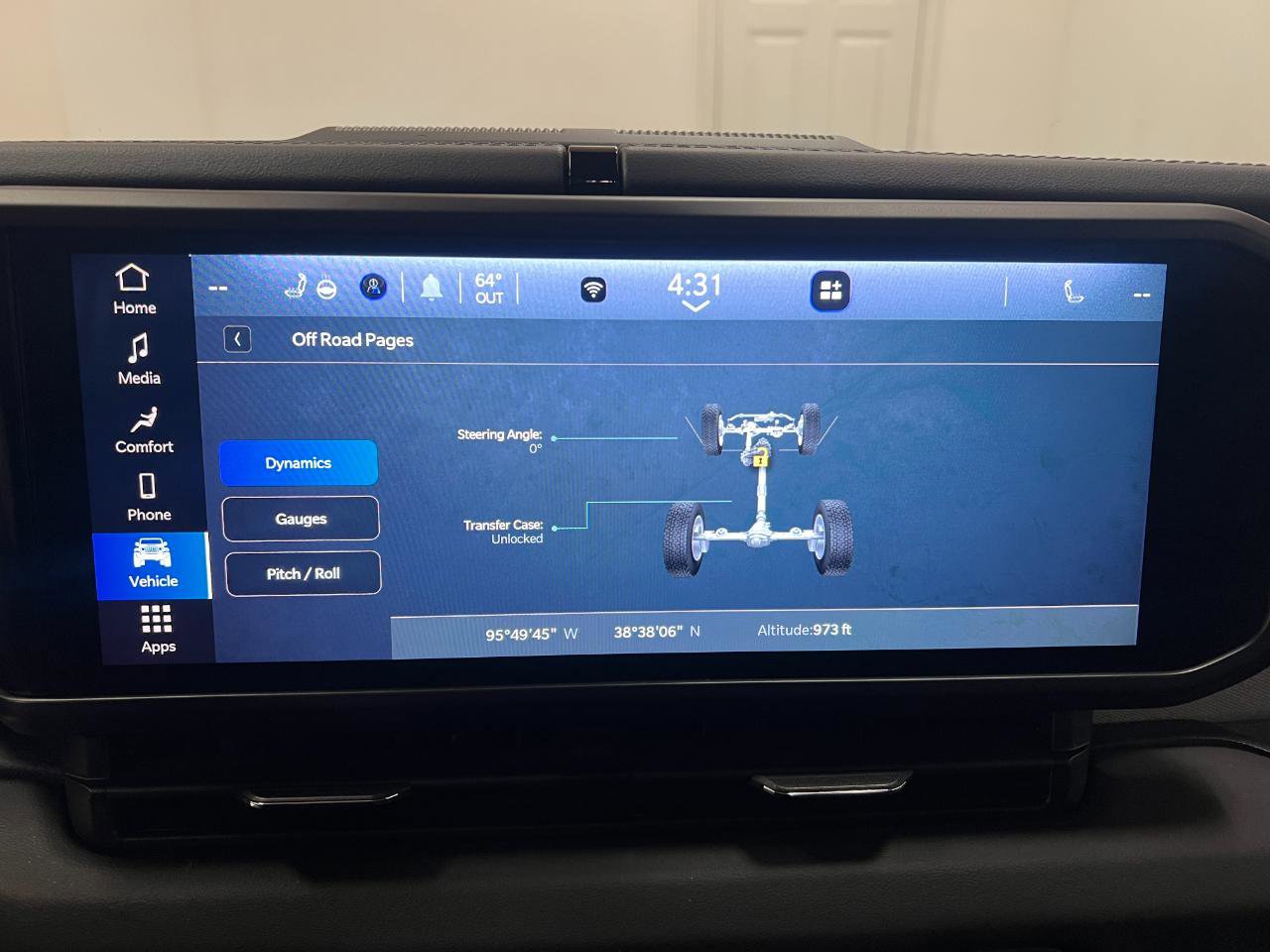 Used 2025 Jeep Wrangler Unlimited Sahara image 38