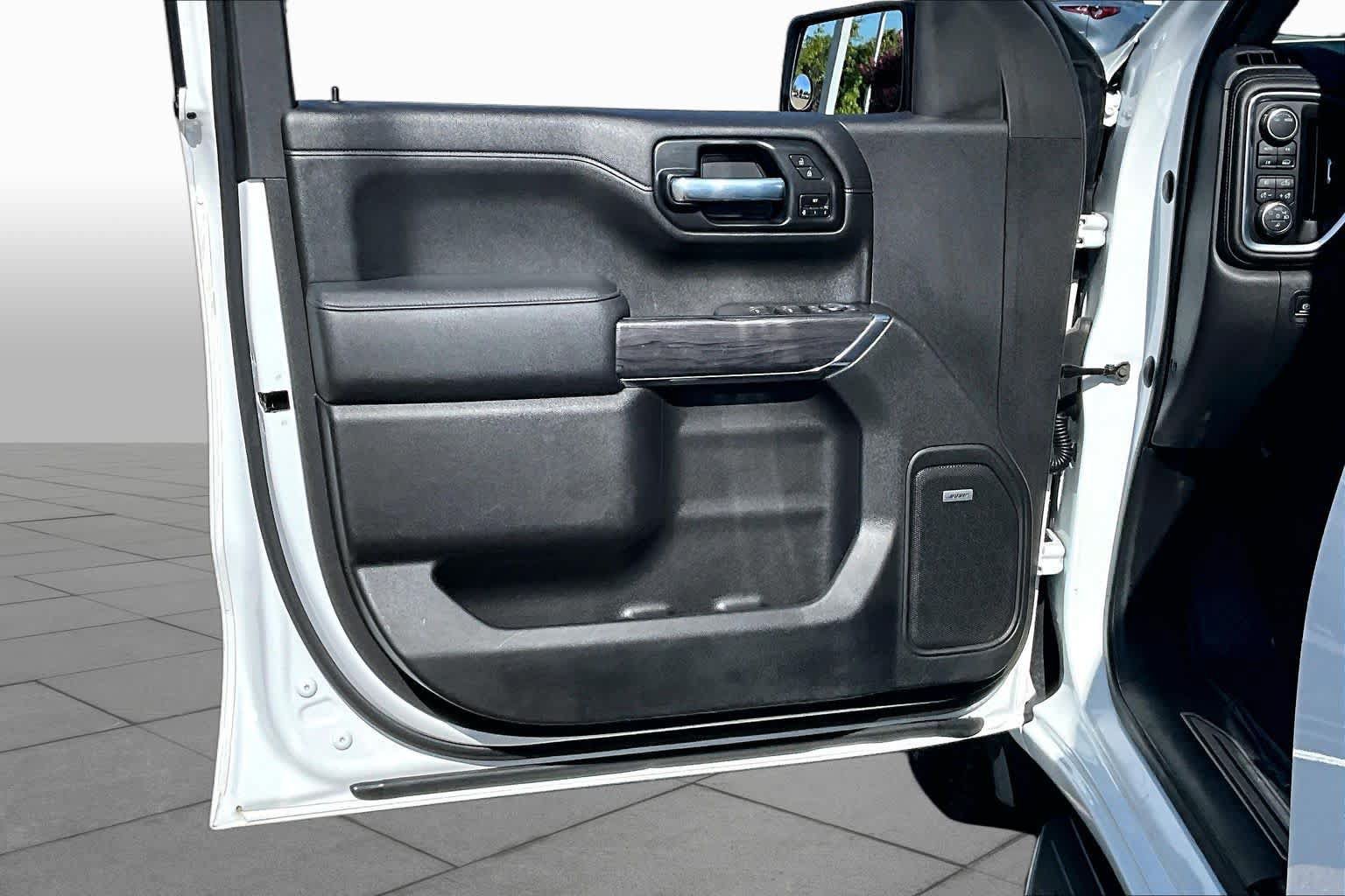 Used 2021 Chevrolet Silverado 1500 LTZ w/ LTZ Convenience Package II AWD/4WD image 21