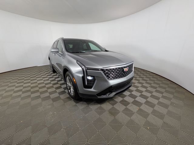 Used 2025 Cadillac XT4 Premium Luxury FWD image 28