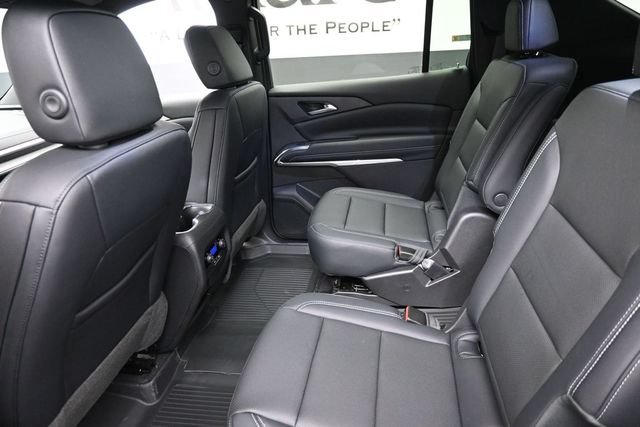 New 2027 Chevrolet Traverse LT w/ Driver Confidence Package FWD image 10