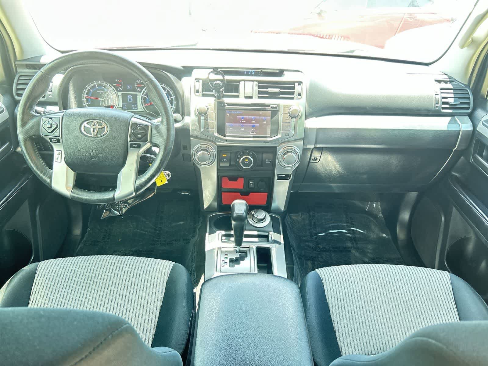 Used 2015 Toyota 4Runner SR5 AWD/4WD image 15
