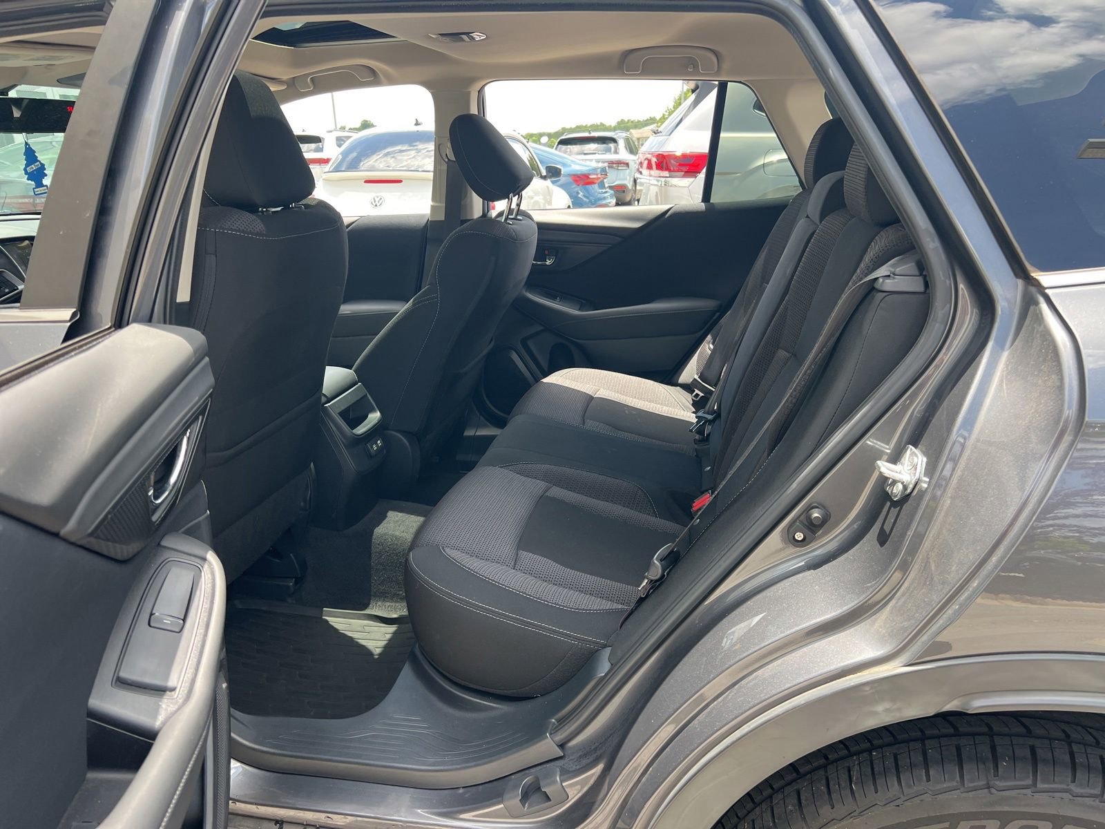 Used 2021 Subaru Outback Premium w/ Popular Package #1 AWD/4WD image 23