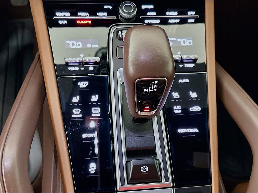 Used 2019 Porsche Cayenne image 22