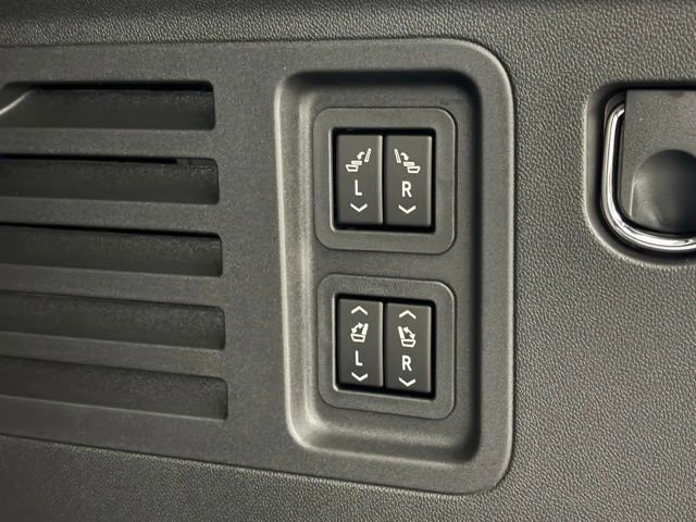 New 2026 Buick Enclave Preferred w/ Power Package image 12
