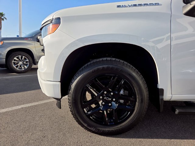 Certified 2026 Chevrolet Silverado 1500 Custom AWD/4WD image 9