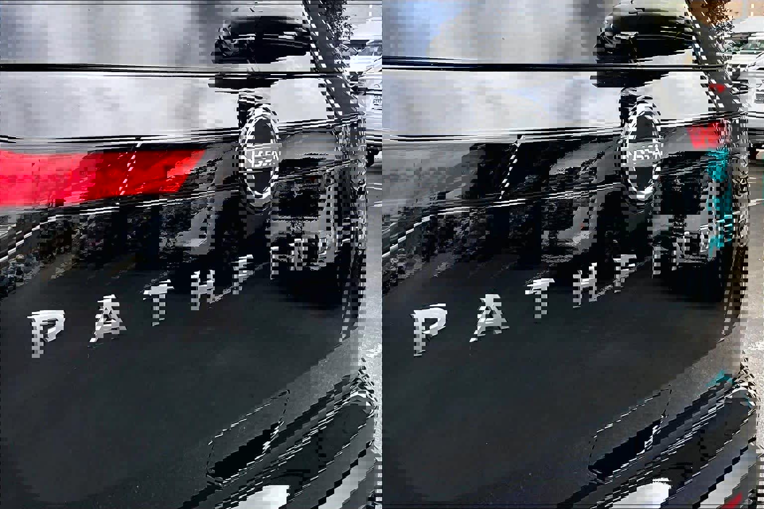 New 2026 Nissan Pathfinder SV image 15