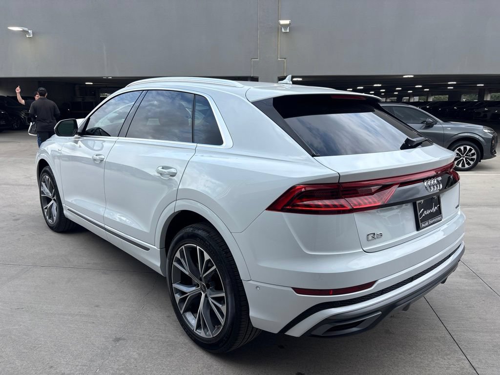 Used 2023 Audi Q8 Premium Plus AWD/4WD image 8