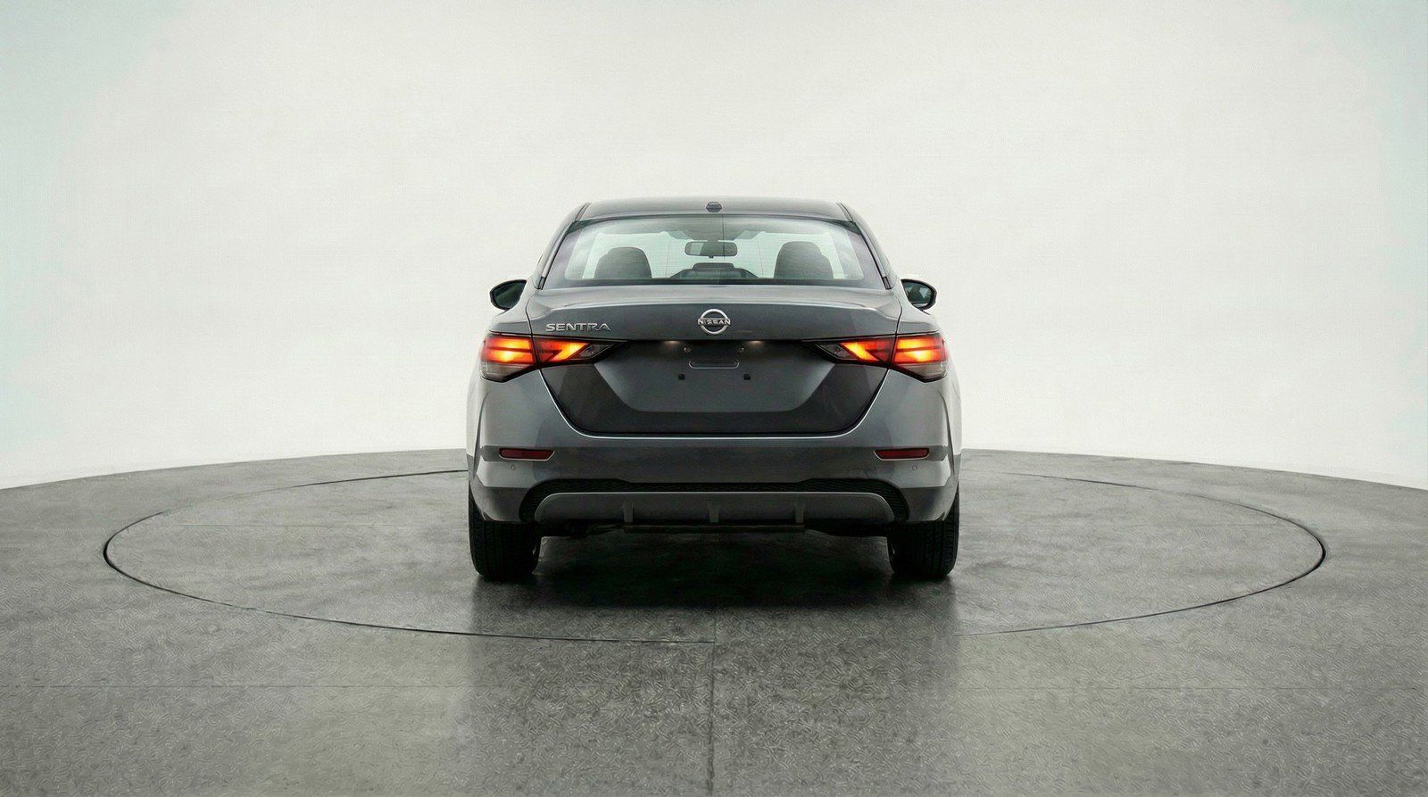 Used 2025 Nissan Sentra S image 7