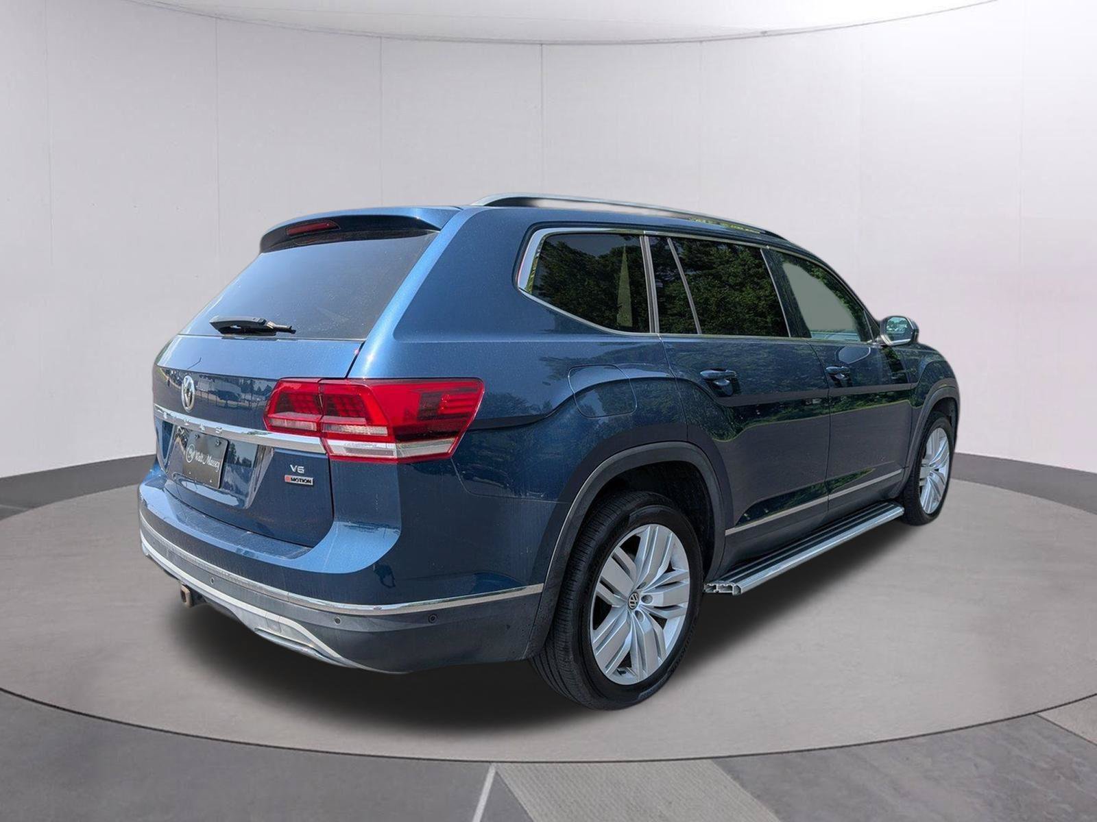 Used 2018 Volkswagen Atlas SEL Premium AWD/4WD image 5