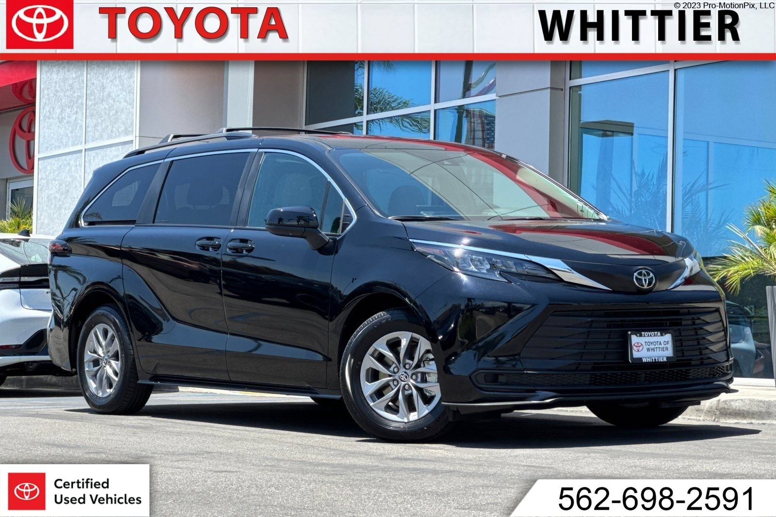 Certified 2026 Toyota Sienna LE FWD image 1