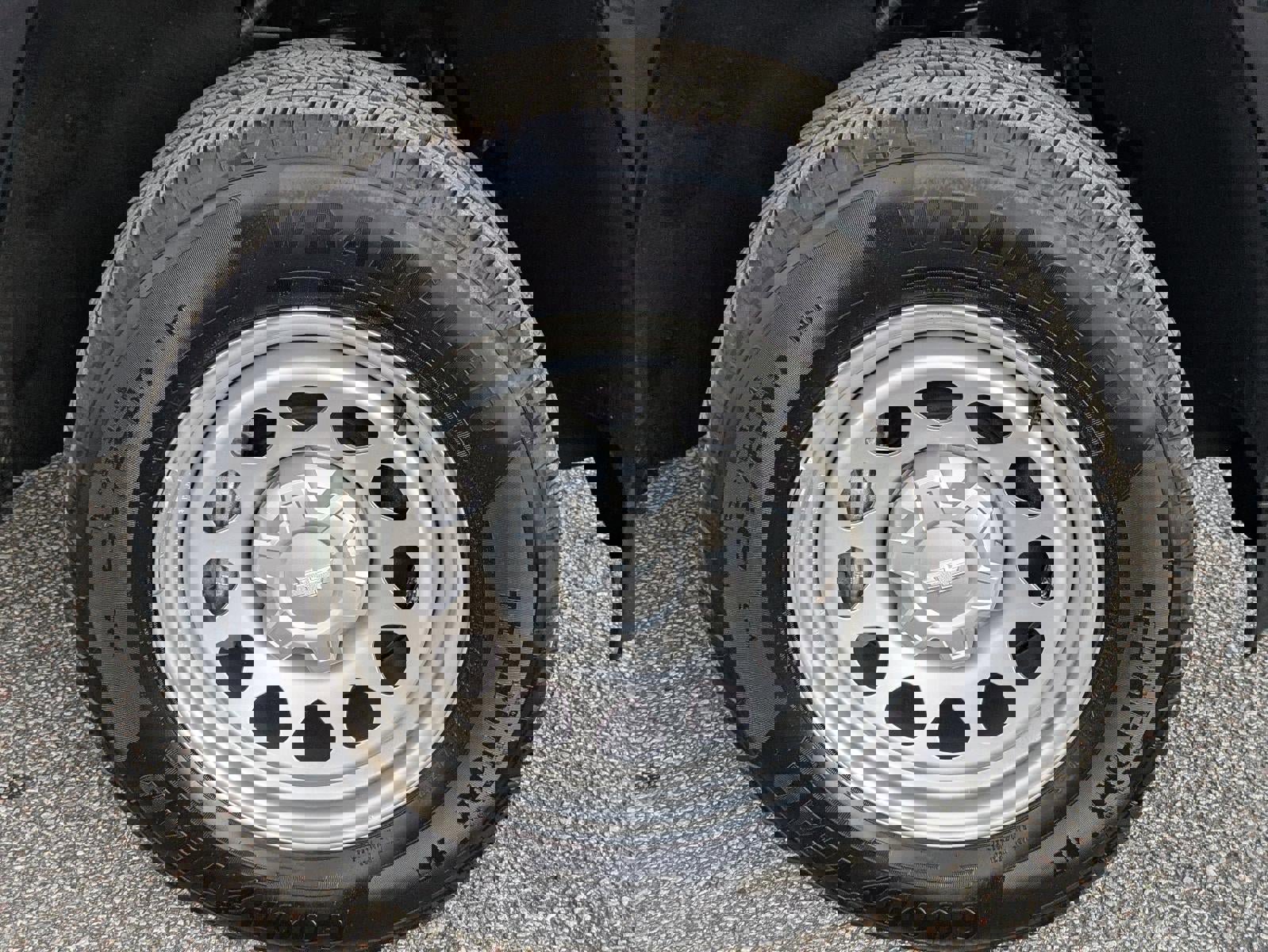 Used 2025 Chevrolet Colorado W/T image 11