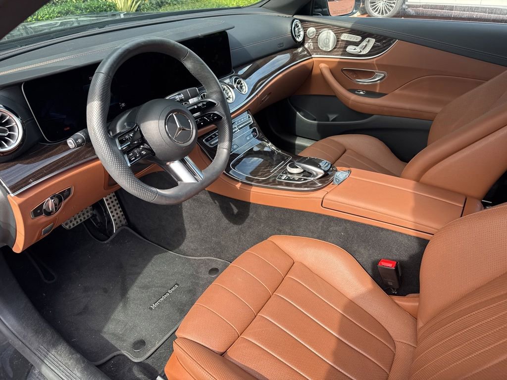 Used 2023 Mercedes-Benz E 450 Cabriolet image 5