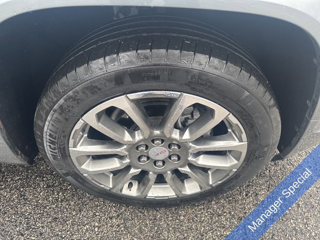 Used 2023 GMC Acadia Denali w/ Denali Ultimate Package image 14