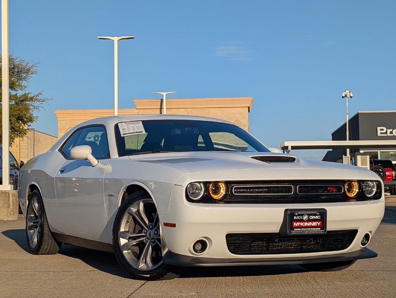 Used 2020 Dodge Challenger R/T RWD image 2