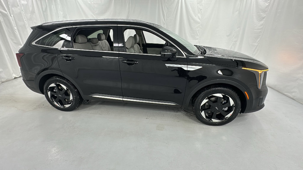 New 2026 Kia Sorento EX AWD/4WD image 2