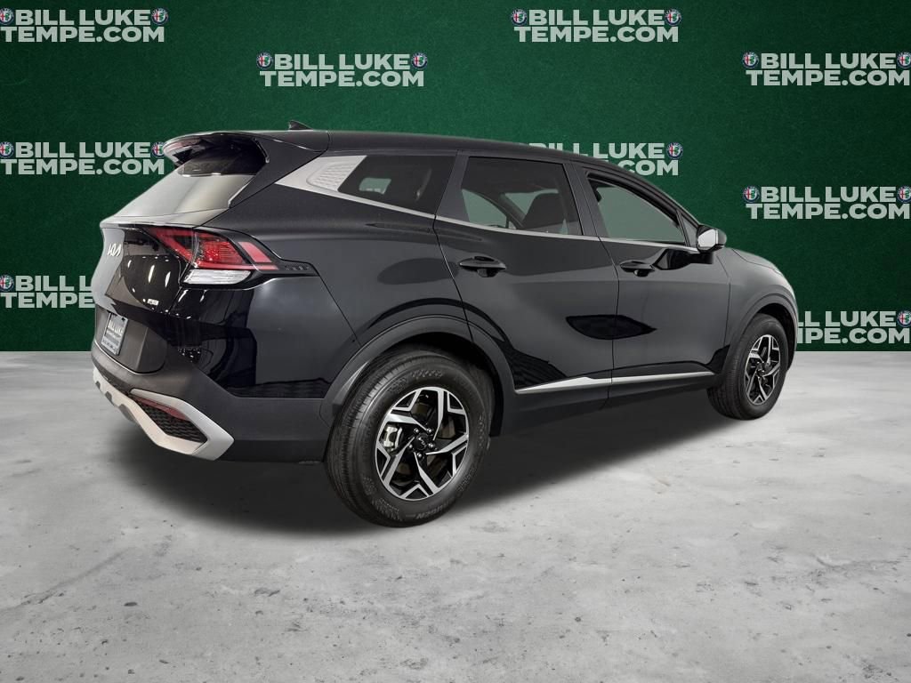 Used 2025 Kia Sportage LX image 5