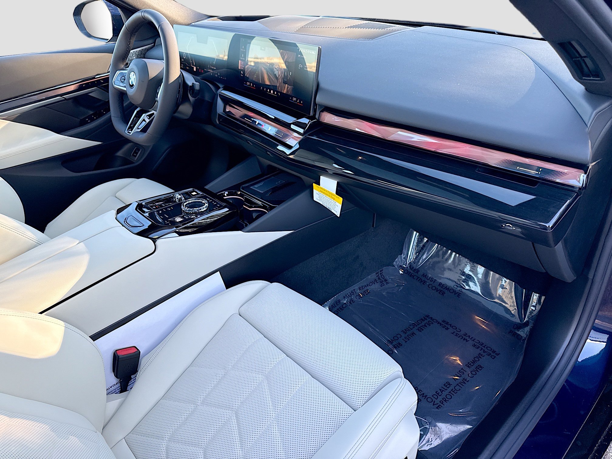 New 2026 BMW 540i xDrive w/ Executive Package image 14