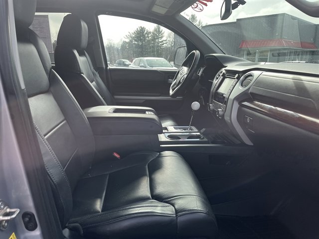 Used 2016 Toyota Tundra Limited w/ Limited Premium Package image 33