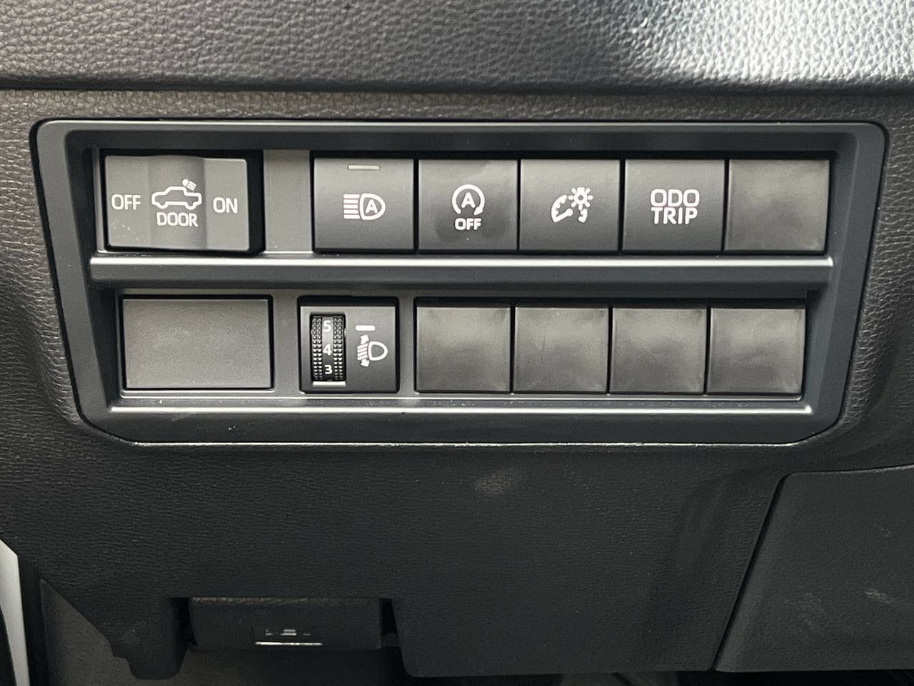 Used 2026 Toyota Tundra SR5 w/ SX Package RWD image 20