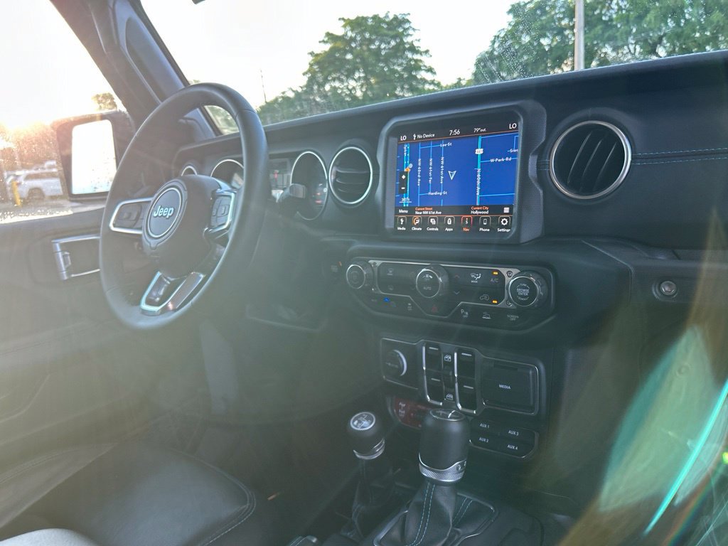 Used 2023 Jeep Wrangler Unlimited Rubicon 4xe w/ Safety Group AWD/4WD image 26