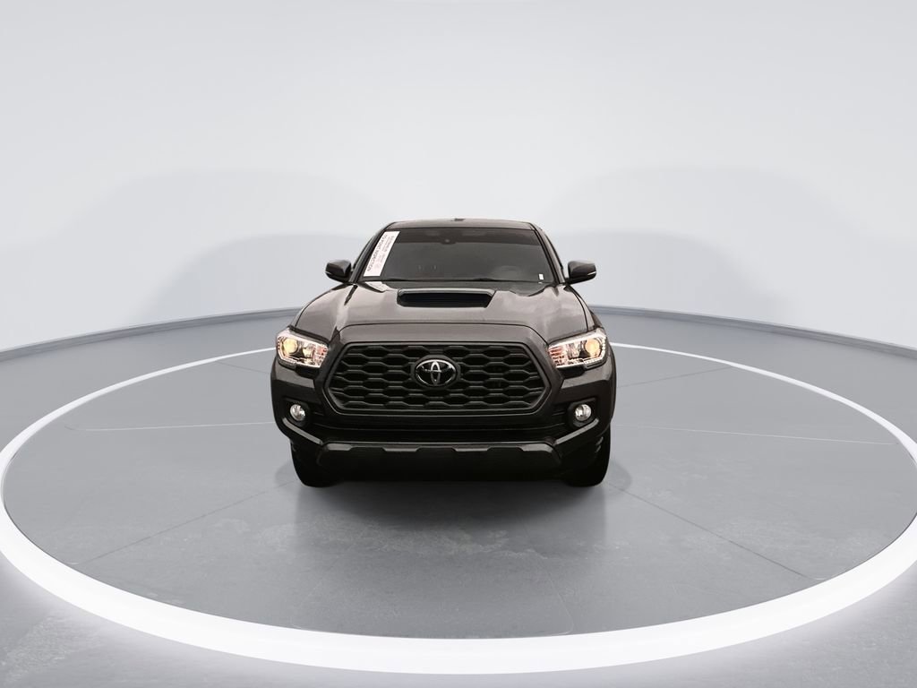 Used 2022 Toyota Tacoma TRD Sport AWD/4WD image 3