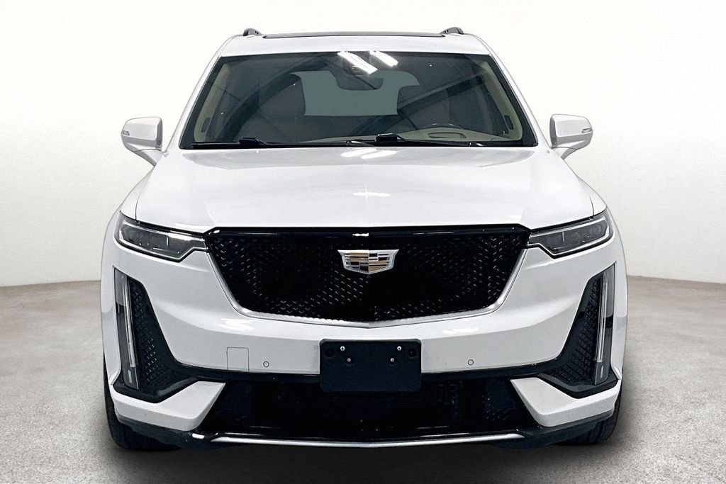 Used 2021 Cadillac XT6 Sport w/ Platinum Package AWD/4WD image 3